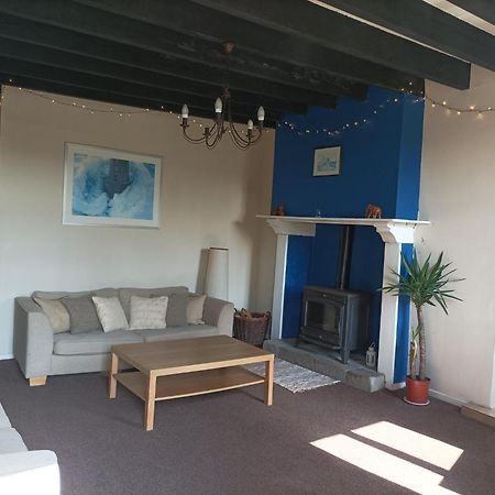 La Petellerie, Maison De Campagne Avec Piscine Pour Un Sejour Detente Moyon Exterior photo